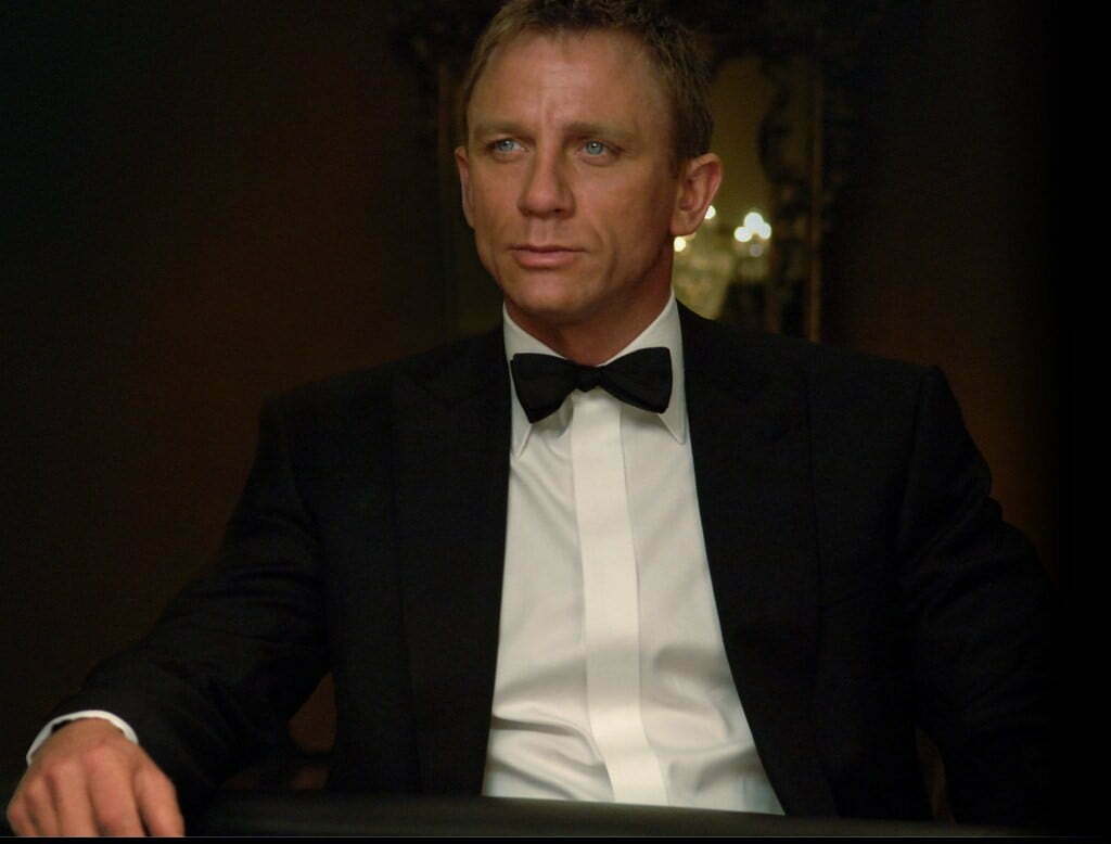 James_Bond_007_-_Casino_Royale_2006_Daniel_Craig.jpg